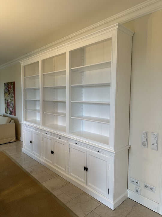 Bücherschrank weiß Landhausstil, Schrank weiß Landhaus, Breite 300 cm