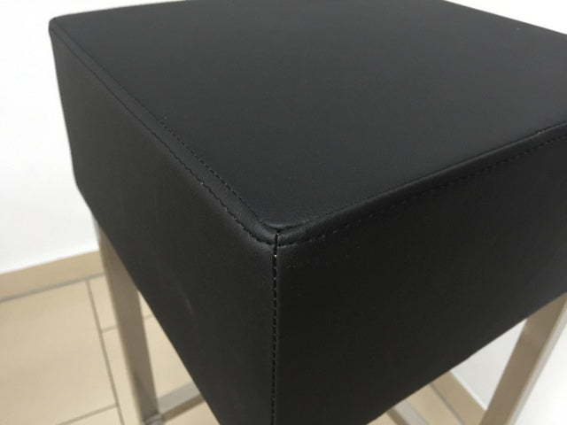 Design Barhocker Schwarz, Tresenhocker gepolstert, Sitzhöhe 80 cm