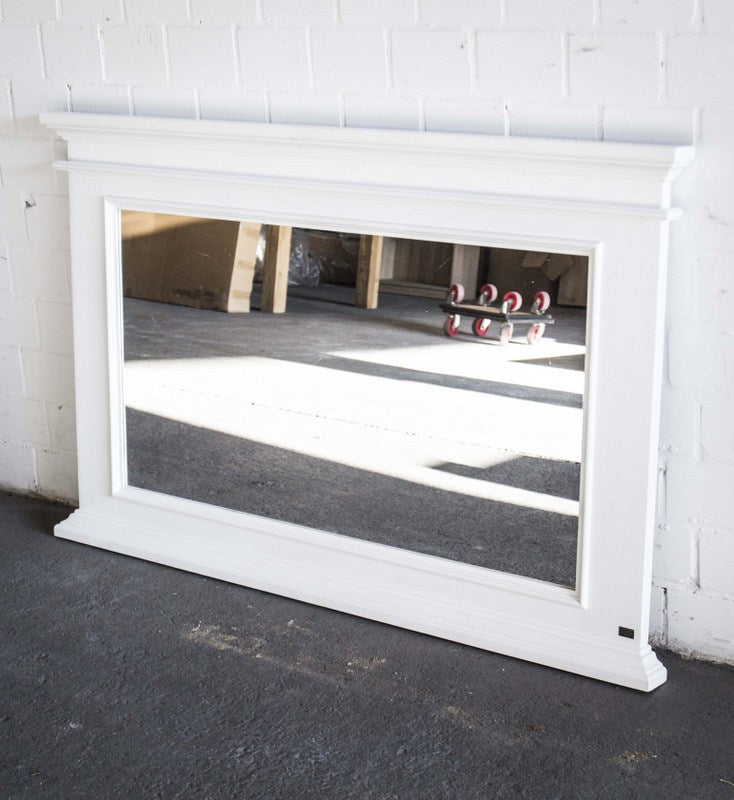 Wandspiegel weiß, Spiegel weiß im Landhausstil,  Spiegel Massivholz, Maße 150 x 95 cm