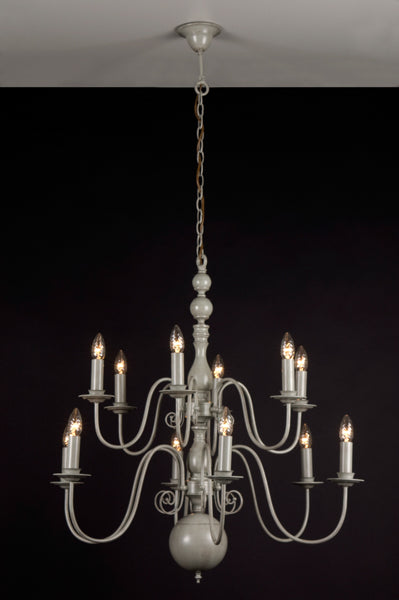 Kronleuchter 12-armig im Landhausstil, Durchmesser 85 cm