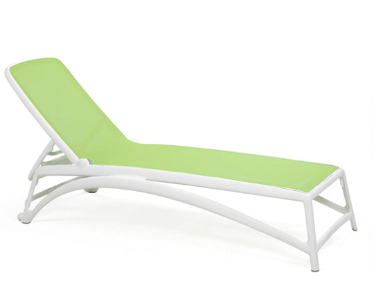 Liege weiß-grün, Sonnenliege grün-weiß aus Kunststoff