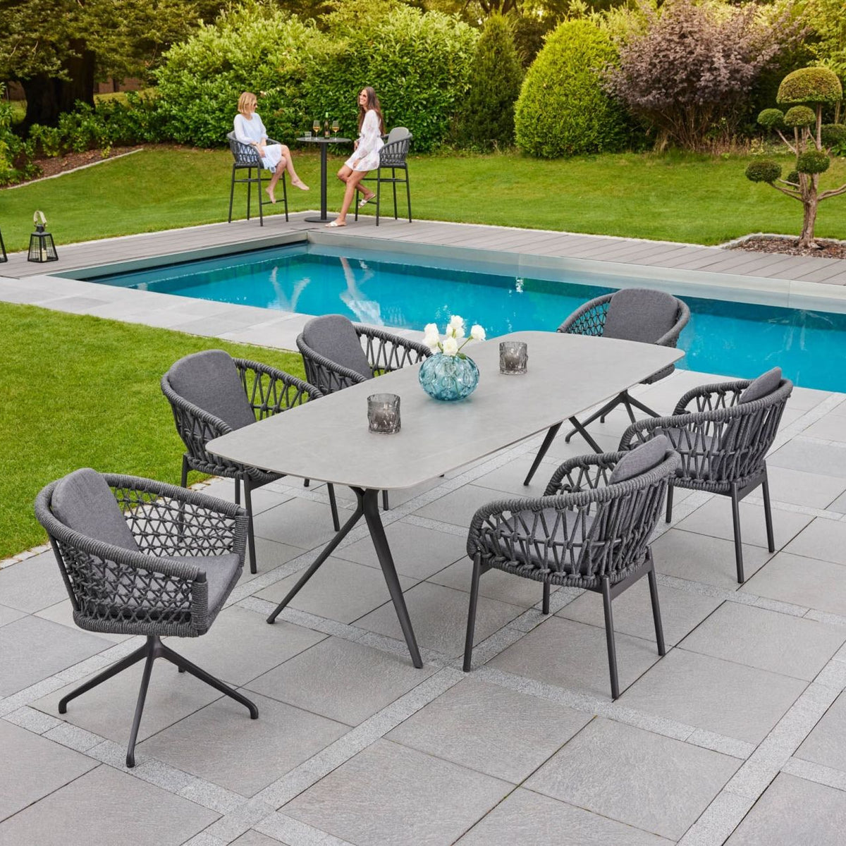 Gartentisch grau mit 6 Stühlen, Esstisch grau mit sechs Gartenstühlen, – Richhome