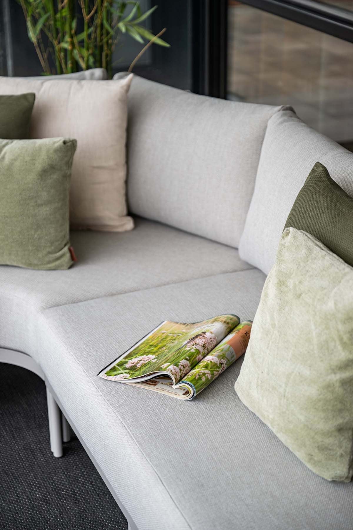 Loungesofa taupe 5-teilig, Gartenecksofa taupe, Gartenlounge taupe, Maße 269x269 cm