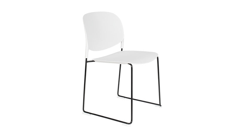 Stuhl weiß, Stuhlbeine schwarz