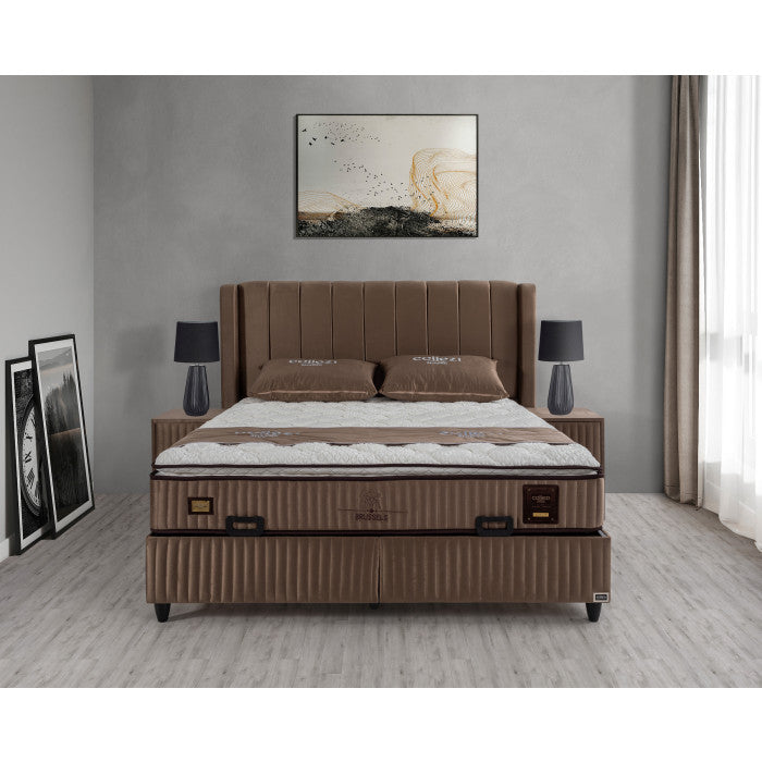 Gepolstertes Bett mit Matratze und Kopfteil, Bett braun mit Kopfteil, Breite 180 cm