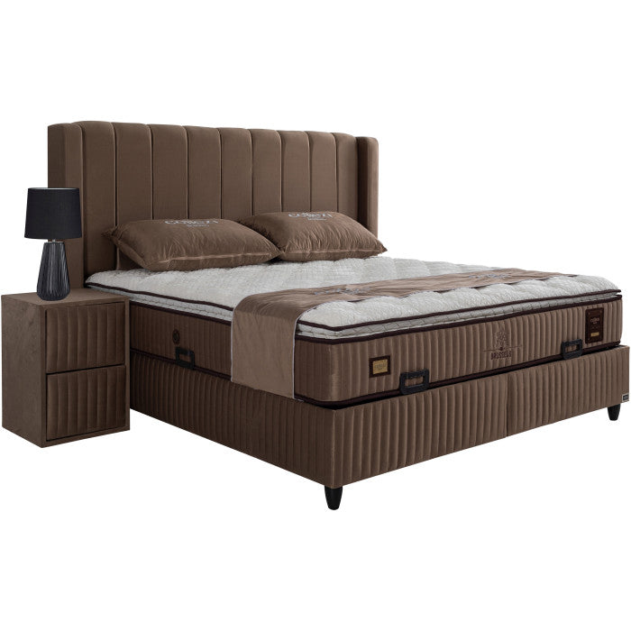 Gepolstertes Bett mit Matratze und Kopfteil, Bett braun mit Kopfteil, Breite 180 cm