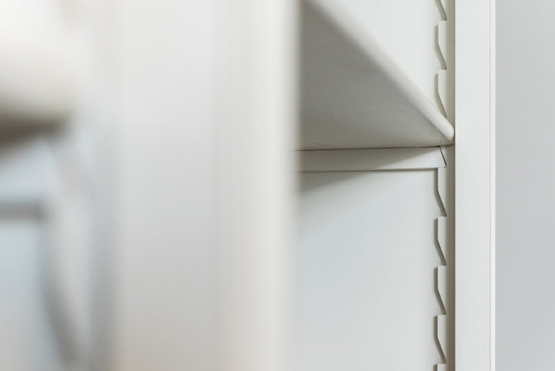 Bücherschrank schwarz Landhausstil, Schrank schwarz Landhaus, Breite 300 cm