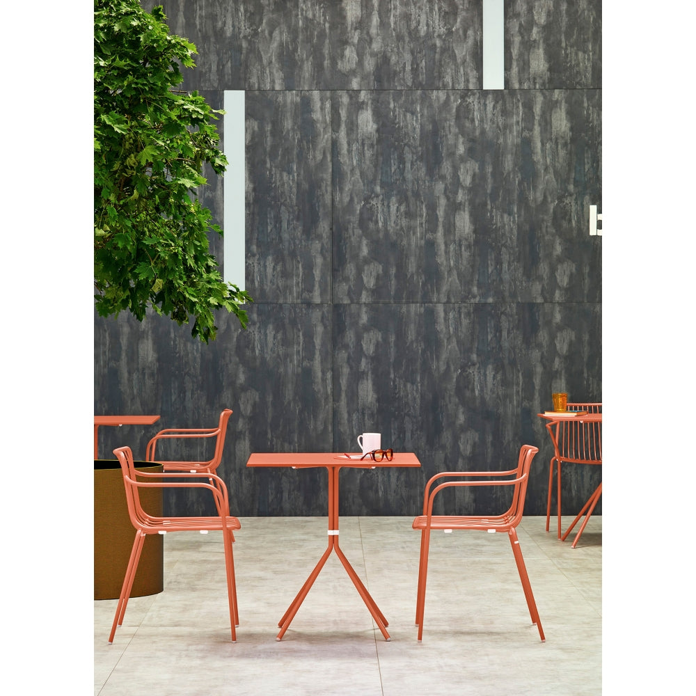 Metall Gartenstuhl mit Armlehne stapelbar, Gartenstuhl terracotta Metall, Outdoorstuhl terracotta Metall, Höhe 77 cm