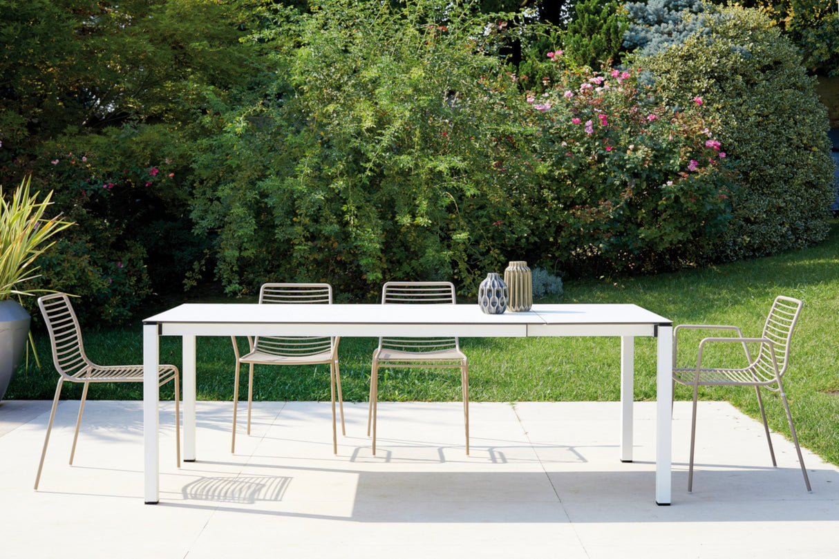 Gartentisch weiß, Gartentisch ausziehbar, Esstisch weiß ausziehbar, Breite 160-210 cm