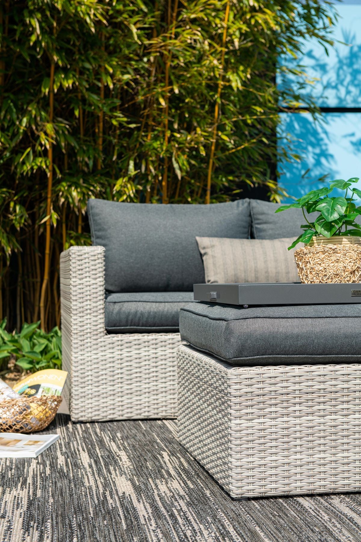 Loungesofa grau 4-teilig, Maße 240x240 cm