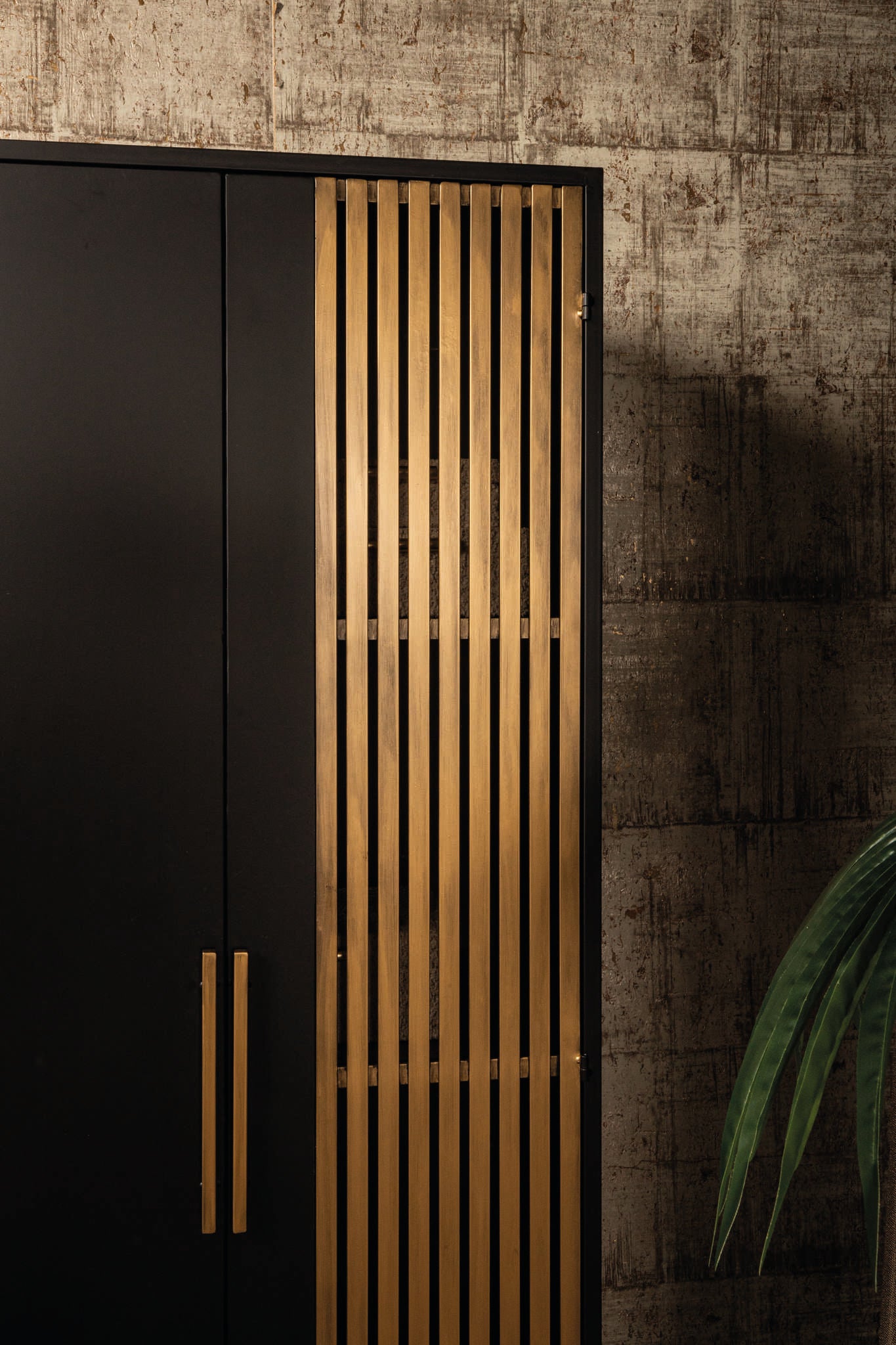 Schrank Gold-schwarz, Metallschrank Gold, Breite 70 cm