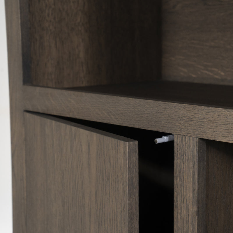 Wohnzimmerschrank braun Eiche furniert, Bücherregal braun Eiche furniert, Schrank braun Holz, Breite 120 cm