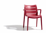 Design Outdoor Stuhl, rot, stapelbar, recycelbarer Kunststoff