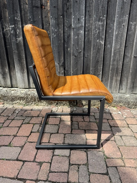 Stuhl cognac, Stuhl Leder Industriedesign, Freischwinger cognac Leder