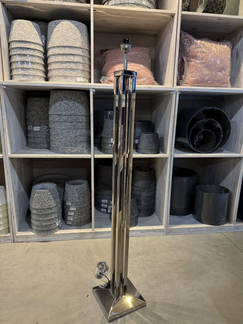 Stehlampe Silber, Stehleuchte mit schwarzem Lampenschirm,&nbsp; Höhe 180 cm