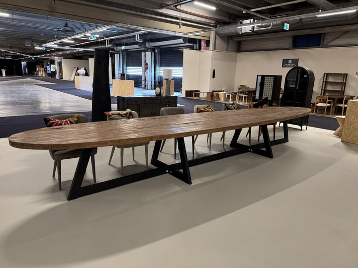 Esstisch Massivholz, Konferenztisch Massivholz 600 cm , Tisch Massivholz, Länge 600 cm