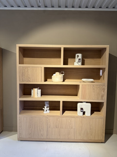 Sideboard modern Farbe Naturholz, Schrank  Naturholz mit zwei Türen und zwei Schubladen, Anrichte Naturholz, Breite 200 cm