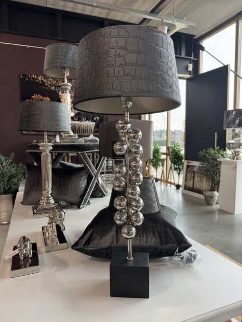 Tischlampe Silber, Tischleuchte Silber-schwarz, Tischlampe mit Lampenschirm, Höhe 65 cm