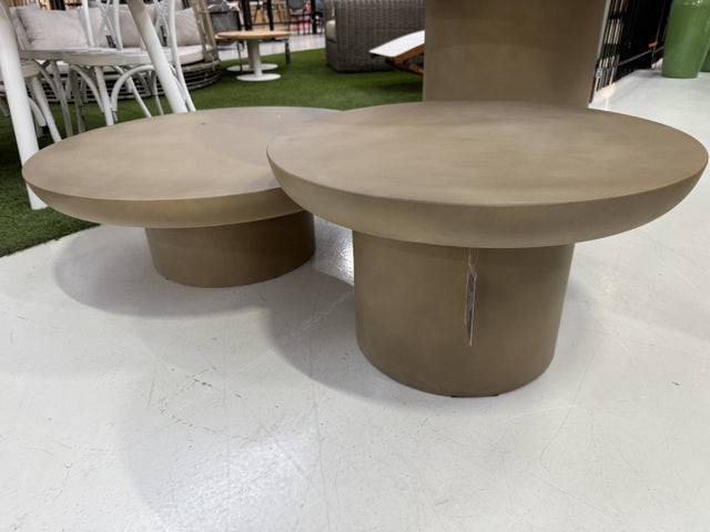 Garten-Couchtisch taupe, Gartentisch taupe Beton, Couchtisch taupe Beton, Durchmesser 90 cm