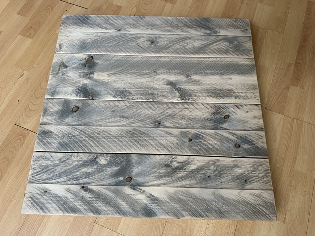 Tischplatte für eine Bistrotisch, quadratische Bistrotischplatte, Esstischplatte Holz massiv, Maße 70x70 cm