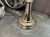 Stehleuchte Silber mit Lampenschirm, Stehleuchte mit Lampenschirm Farbe Sand, Stehlampe verchromt mit Lampenschirm, Höhe 168 cm