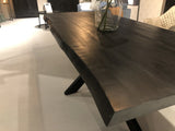 Esstisch schwarz Baumkante, Tisch schwarz Metall Holz, Breite 220 cm