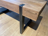 Bank Teakholz Industriedesign, Sitzbank Teak Industriedesign Metall Gestell, Bank Holz Teak, Breite 120 cm