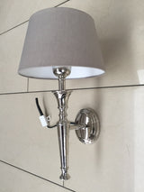 Wandleuchte verchromt Lampenschirm grau-taupe, Wandlampe silber mit Lampenschirm Landhausstil