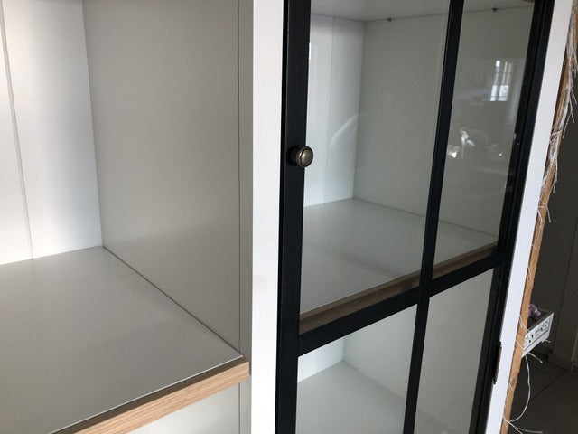 Vitrine im Landhausstil, Geschirrschrank weiß vier Türen Landhausstil, Breite 176 cm