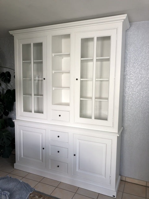 Vitrinenschrank weiß, Geschirrschrank grau Landhausstil, Vitrine weiß Landhaus, Buffetschrank weiß,  Breite 190 cm
