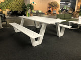 Gruppensitzbank weiß, Sitzgruppe Aluminium weiß, Picknick Sitzgruppe weiß, Gartentisch mit Bank weiß, Picknickbank weiß, Breite 220 cm