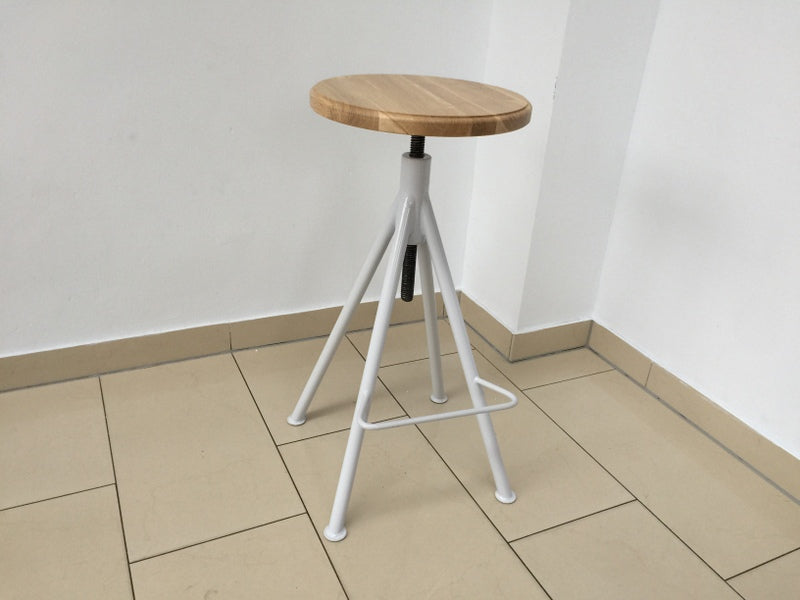 Hocker verstellbar im Industriedesign, Sitzhöhe 66-81 cm