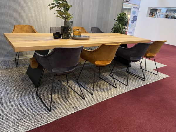 Esstisch massiv Eiche, Tisch Industriedesign Gestell aus Metall, Tisch Eiche massiv, Maße 280 x 100 cm