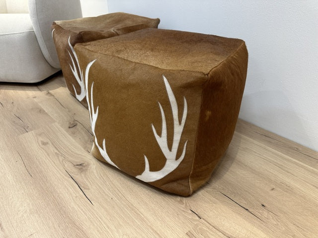 Hocker Kuhfell braun, Hirschgeweih Hocker, Maße 45x45 cm