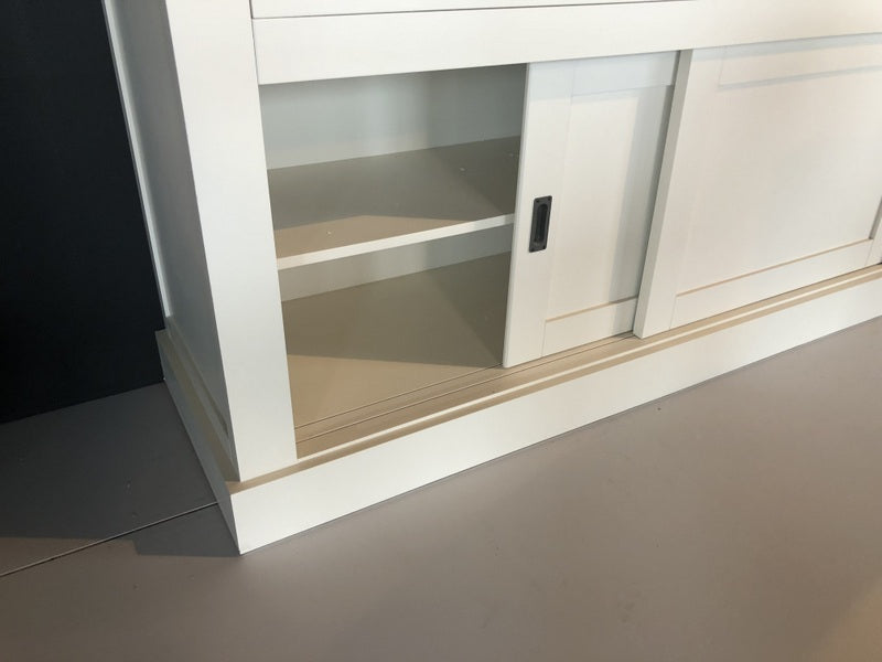 Vitrine weiß Massivholz Eiche, Geschirrschrank weiß-braun Landhaus, Breite 160 cm