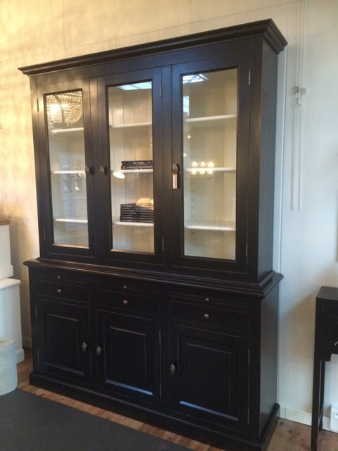 Vitrinenschrank schwarz Landhaus, Geschirrschrank schwarz Landhausstil, Buffetschrank schwarz, Vitrine Landhaus,  Breite 177 cm