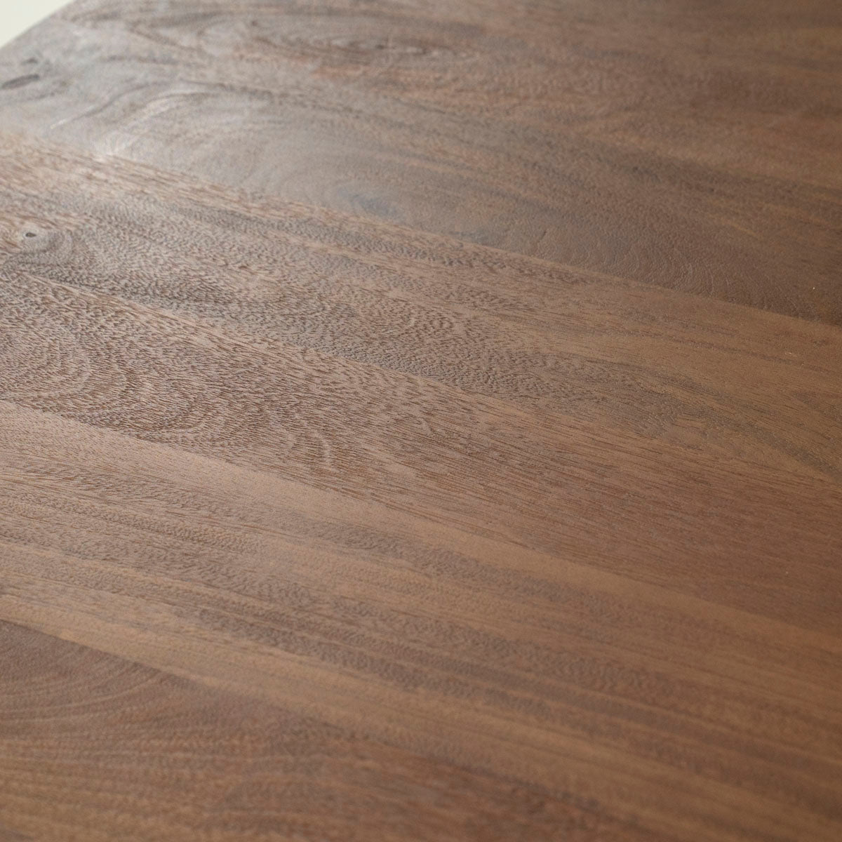 Esstisch braun rund, Tisch rund braun Massivholz, runder Tisch Tischplatte Massivholz, Durchmesser 150 cm