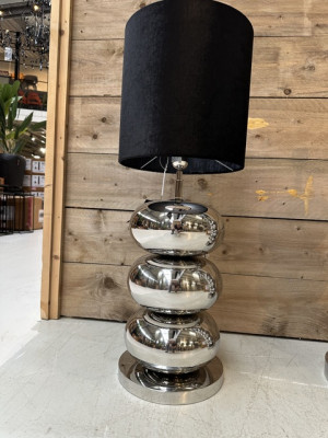 Tischlampe Silber Metall, Tischleuchte Metall-Silber, Tischlampe mit Lampenschirm schwarz, Höhe 56 cm